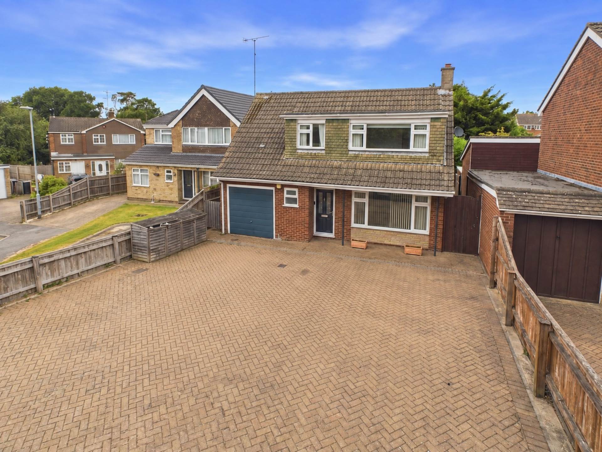 Wheatfield Road, Luton, Image 1