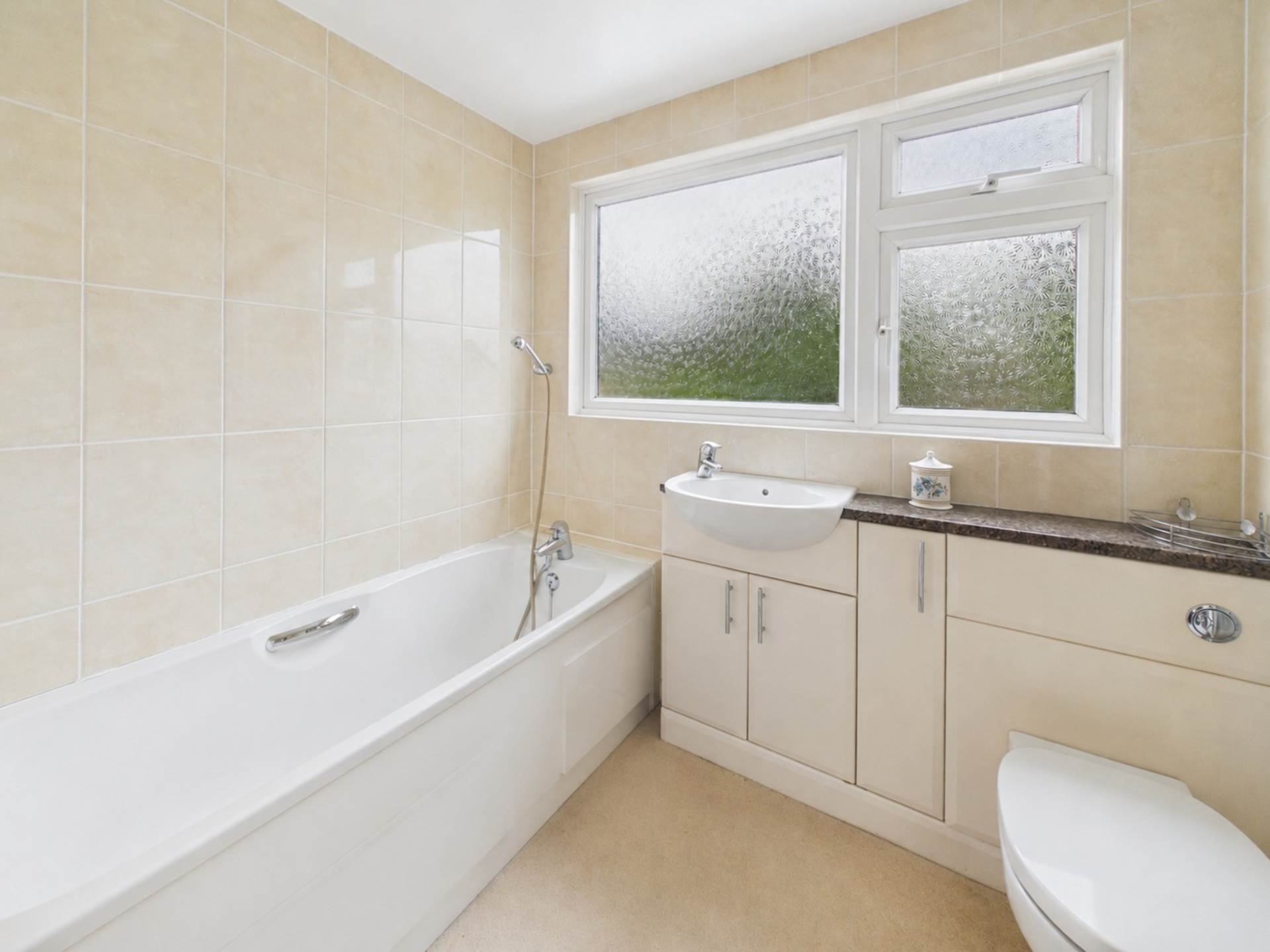 Wheatfield Road, Luton, Image 12
