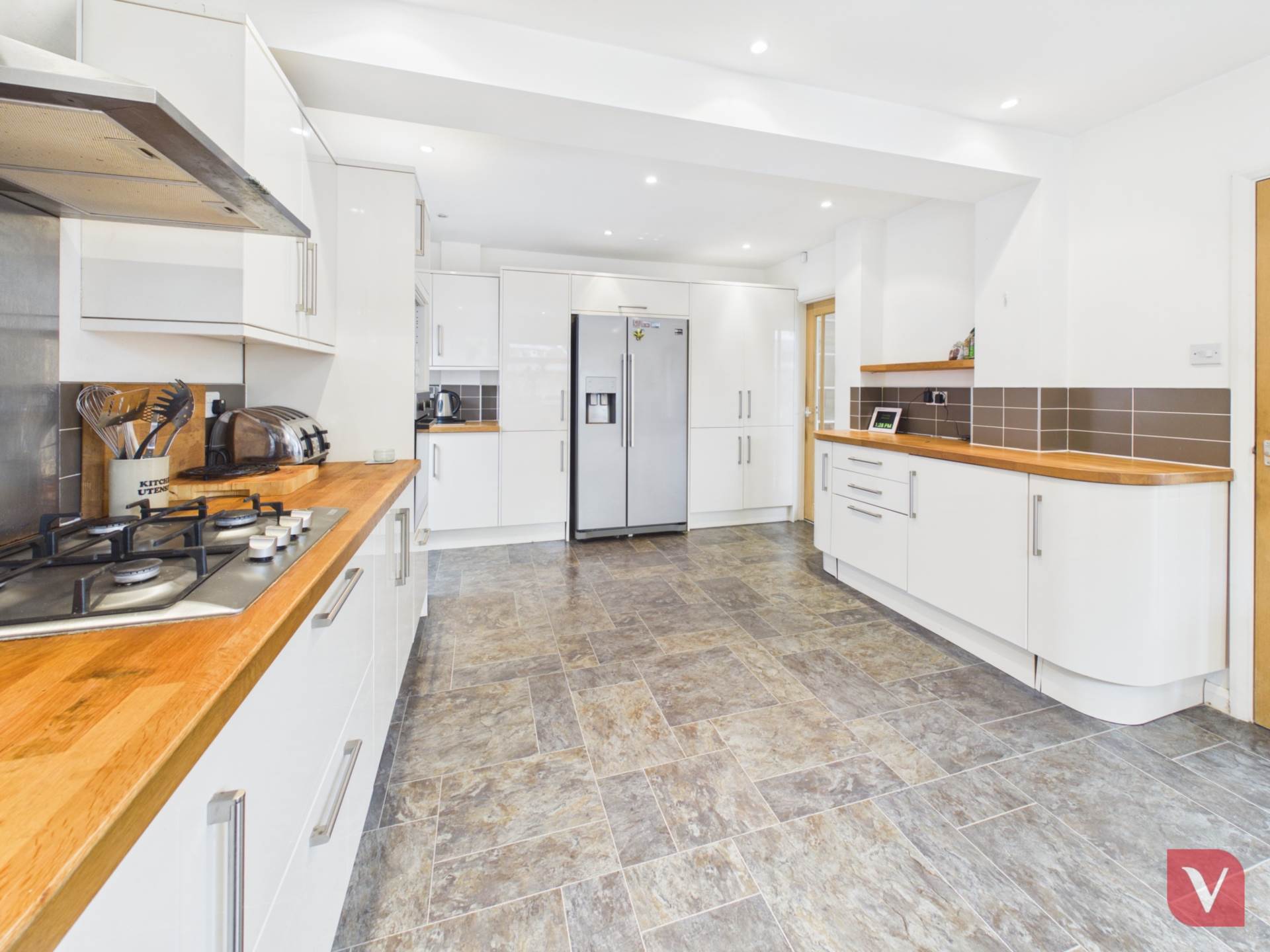 Wheatfield Road, Luton, Image 6