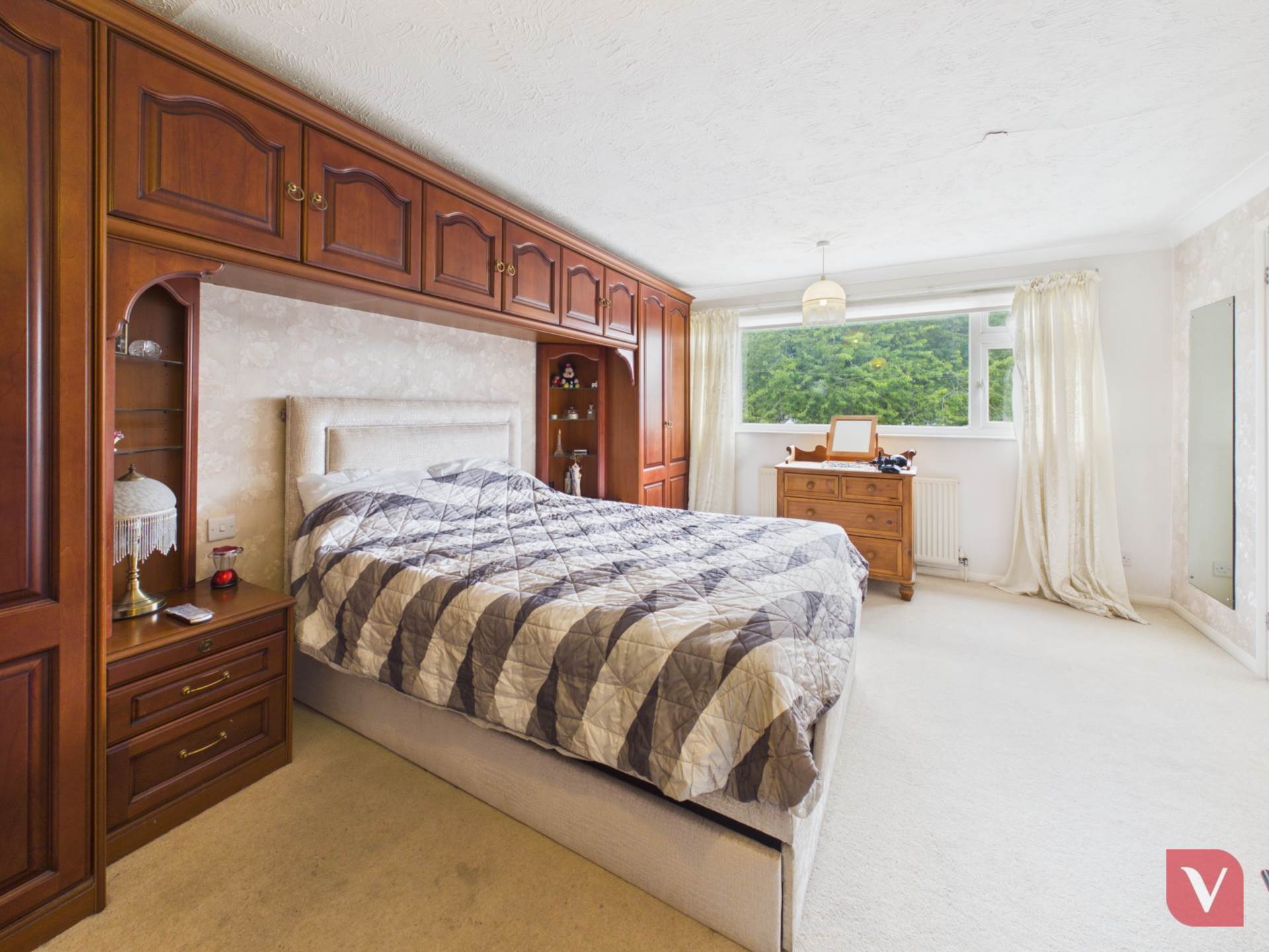 Wheatfield Road, Luton, Image 9