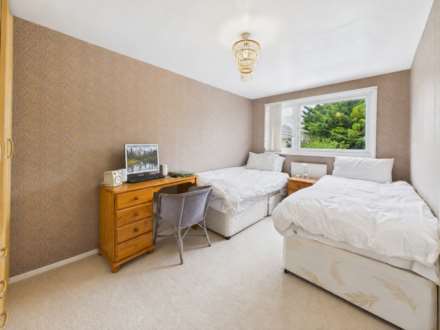Wheatfield Road, Luton, Image 11
