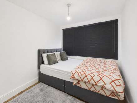 Dunstable Road, Luton, Image 10