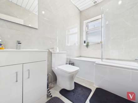 Dunstable Road, Luton, Image 5