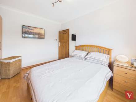 Hitchin Road, Luton, Image 13