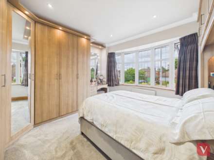 Hitchin Road, Luton, Image 9