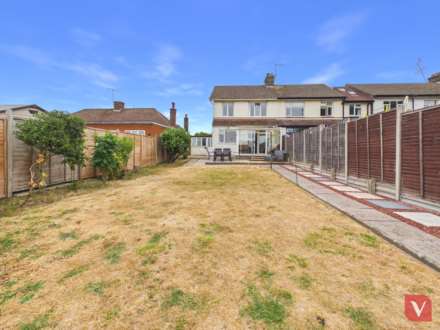 Hitchin Road, Luton, Image 16