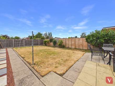 Hitchin Road, Luton, Image 3
