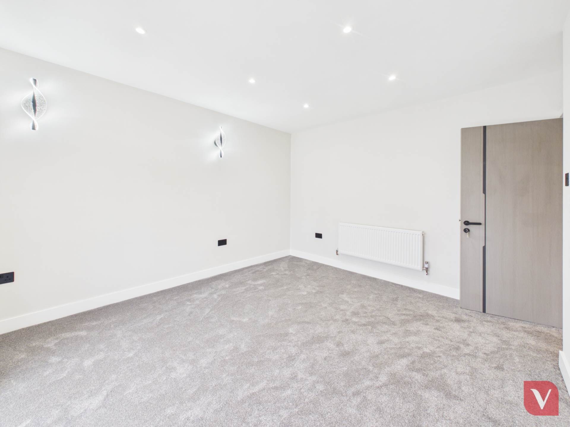 Brook Court, Luton, Image 6