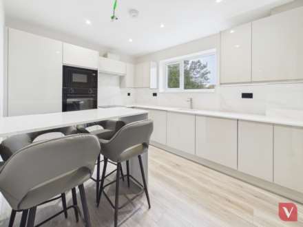 Brook Court, Luton, Image 7