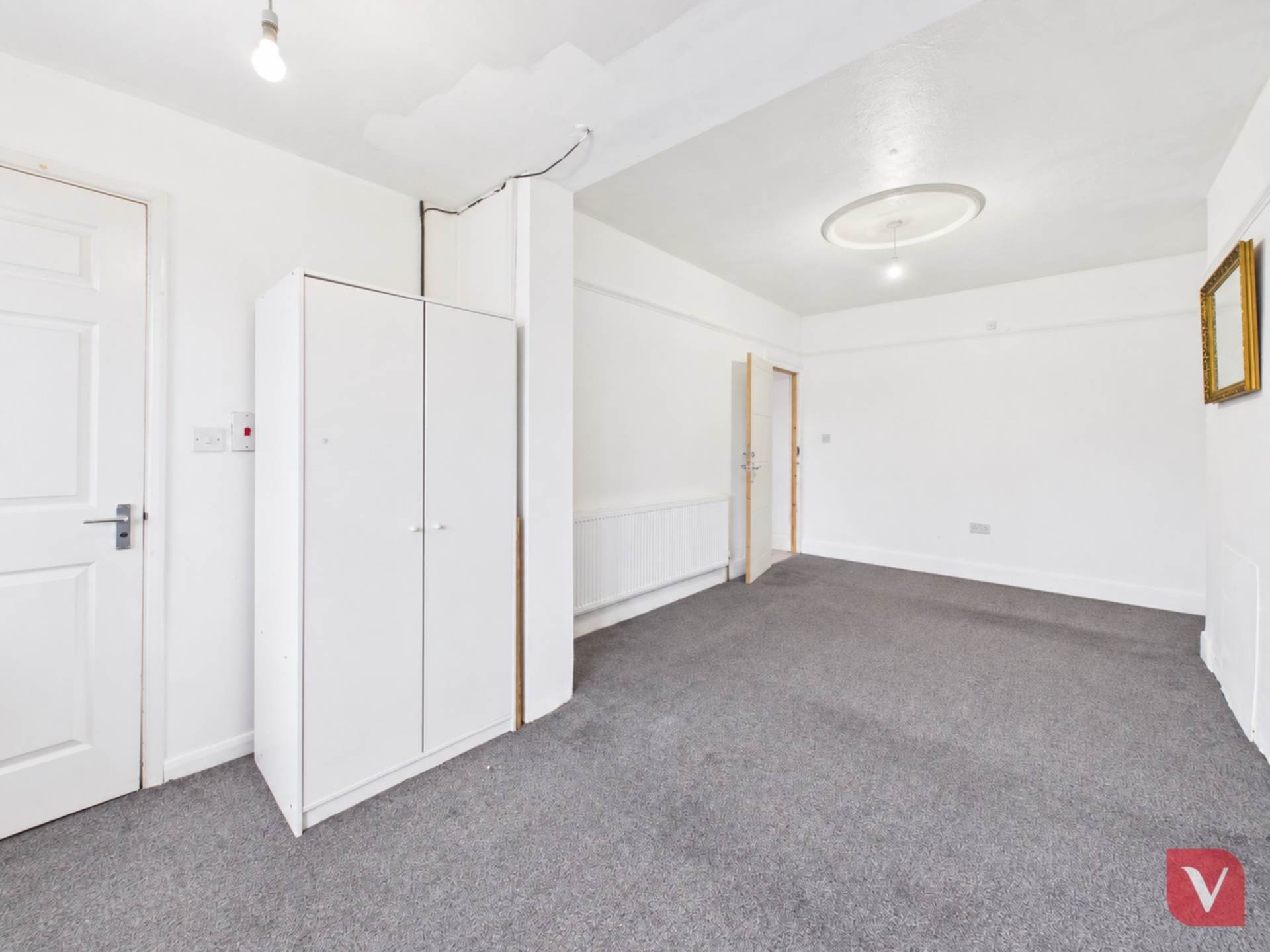 Dunstable Road, Luton, Image 4