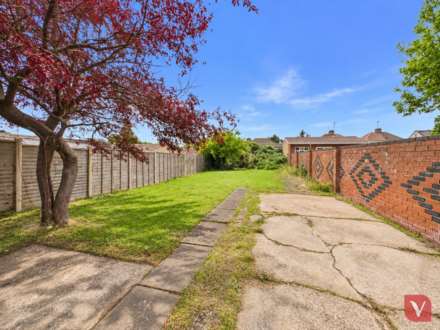 Dunstable Road, Luton, Image 11
