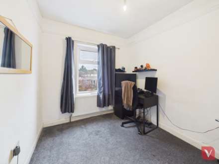 Dunstable Road, Luton, Image 9