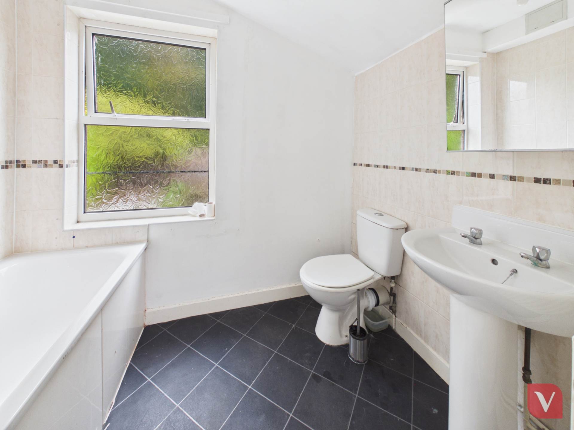 Grove Road, Luton, Image 9