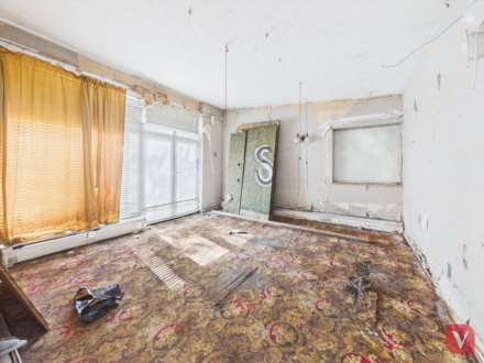 Mountfield Road & Plot of Land from Wardown Crescent, Image 3