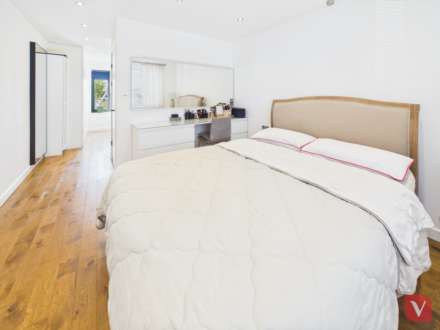 Felstead Way, Luton, Image 16