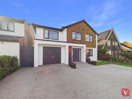 Felstead Way, Luton, Image 31