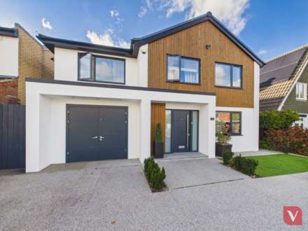 Felstead Way, Luton, Image 33