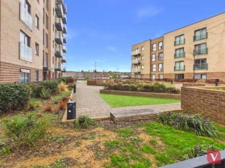 Brooklands Court, Stirling Drive, Luton, Image 8