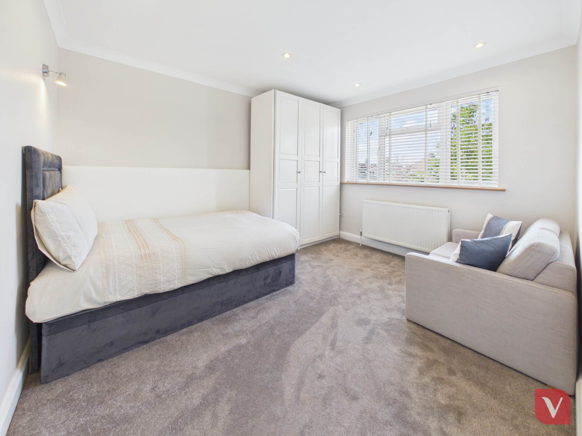 Heywood Drive, Luton, Image 10