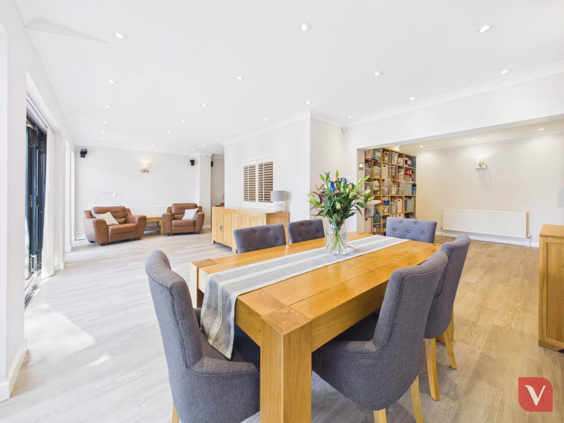 Heywood Drive, Luton, Image 24