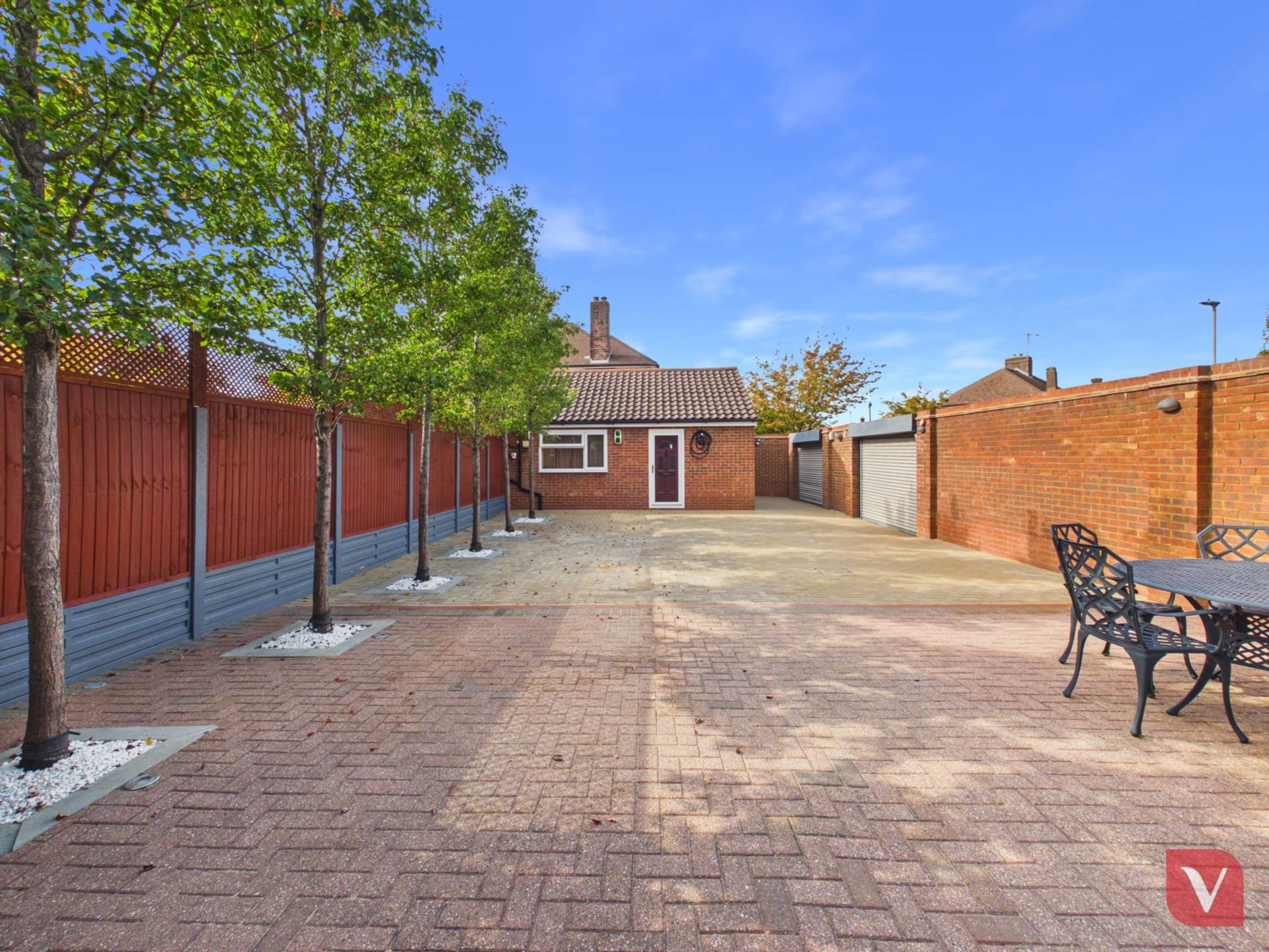 Heywood Drive, Luton, Image 26