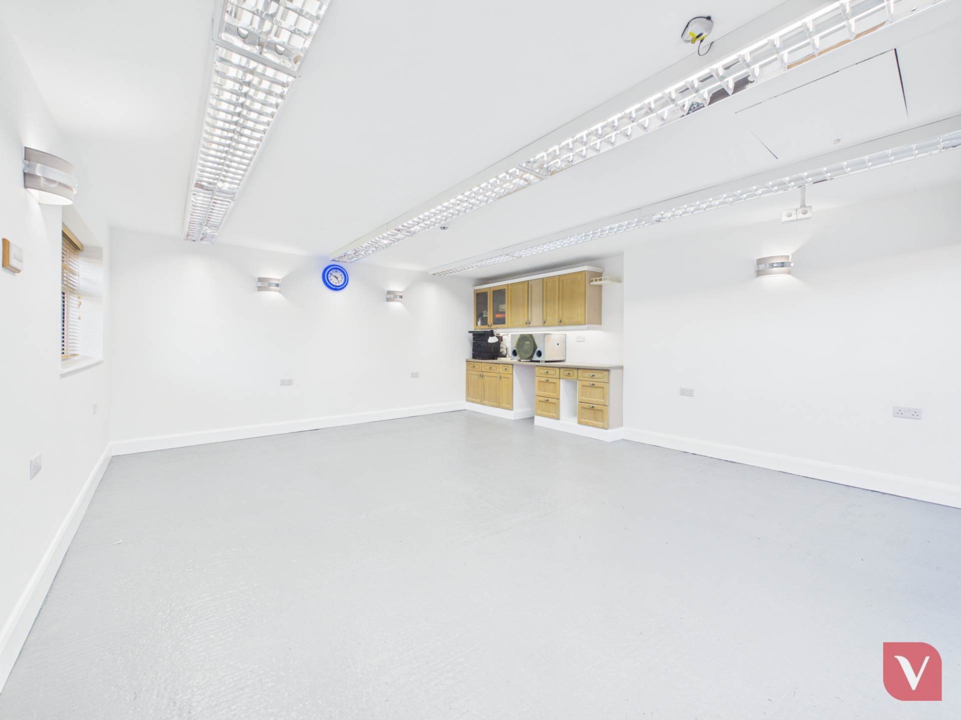 Heywood Drive, Luton, Image 30