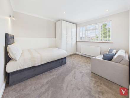 Heywood Drive, Luton, Image 10