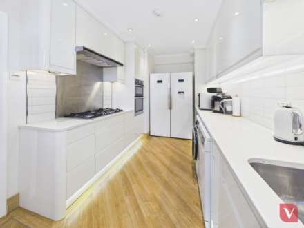 Heywood Drive, Luton, Image 13
