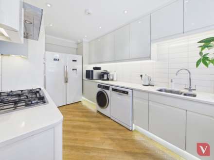 Heywood Drive, Luton, Image 6