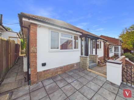Hitchin Road, Luton, Image 14