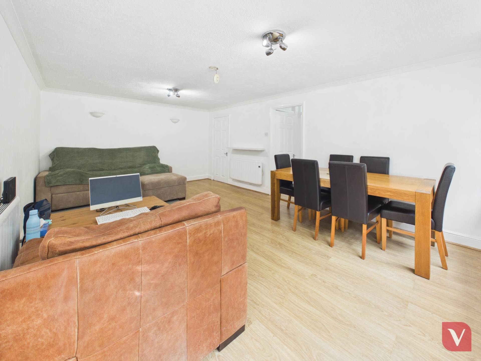 Downs Road, Luton, Image 2