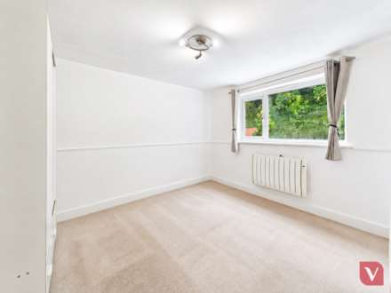 Downs Road, Luton, Image 6