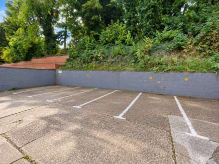 Downs Road, Luton, Image 9