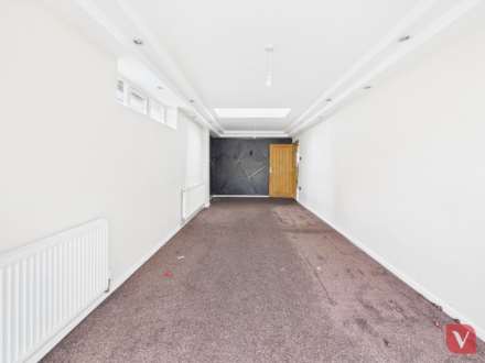 Waller Avenue, Luton, Image 2