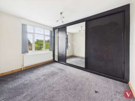 Waller Avenue, Luton, Image 4