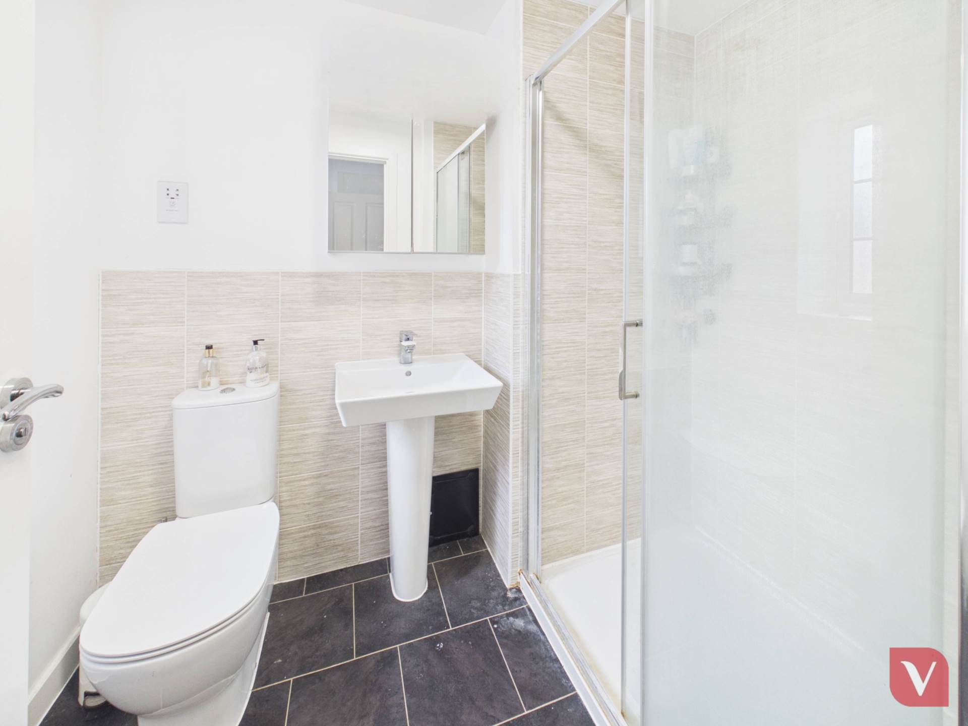 Cassidy Close, Luton, Image 12