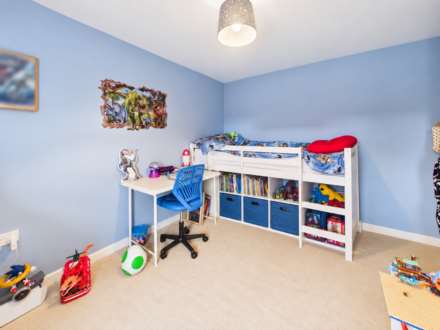 Cassidy Close, Luton, Image 10