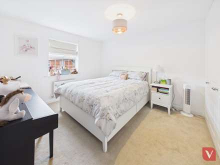 Cassidy Close, Luton, Image 7