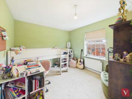 Cassidy Close, Luton, Image 9