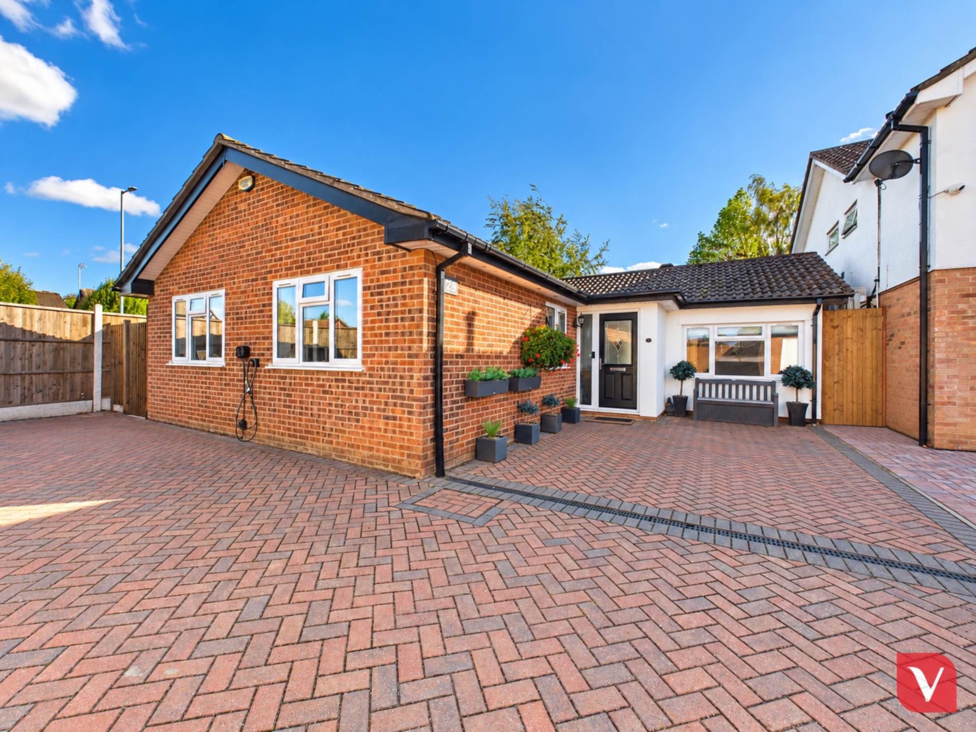 Arbour Close, Luton, Image 18