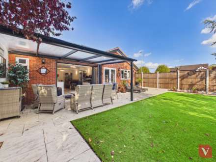 Arbour Close, Luton, Image 5