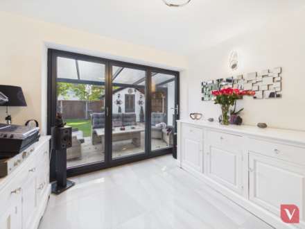 Arbour Close, Luton, Image 7