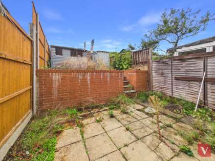 Boxted Close, Luton, Image 14