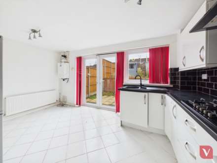 Boxted Close, Luton, Image 4