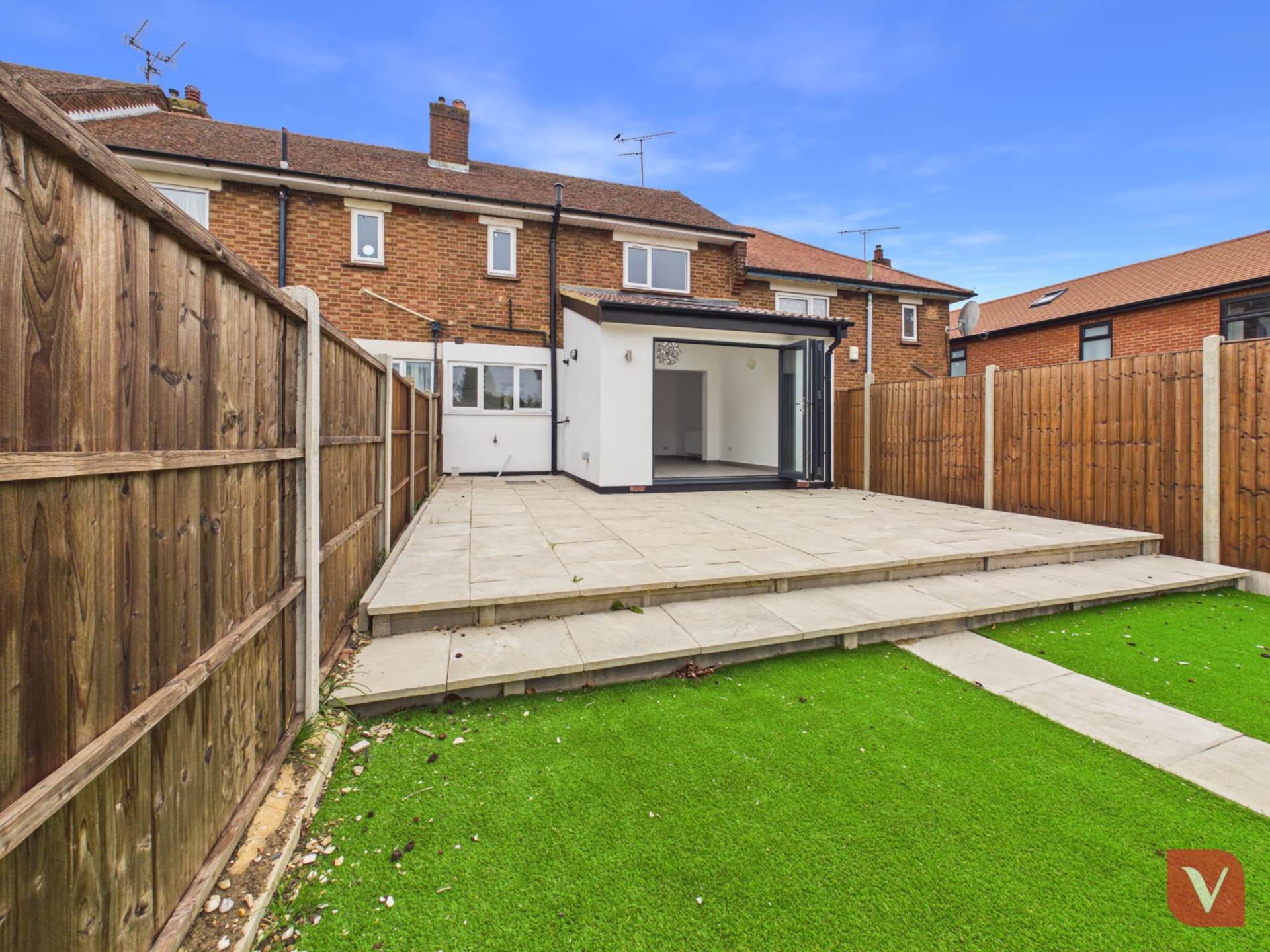 Wilsden Avenue, Luton, Image 13