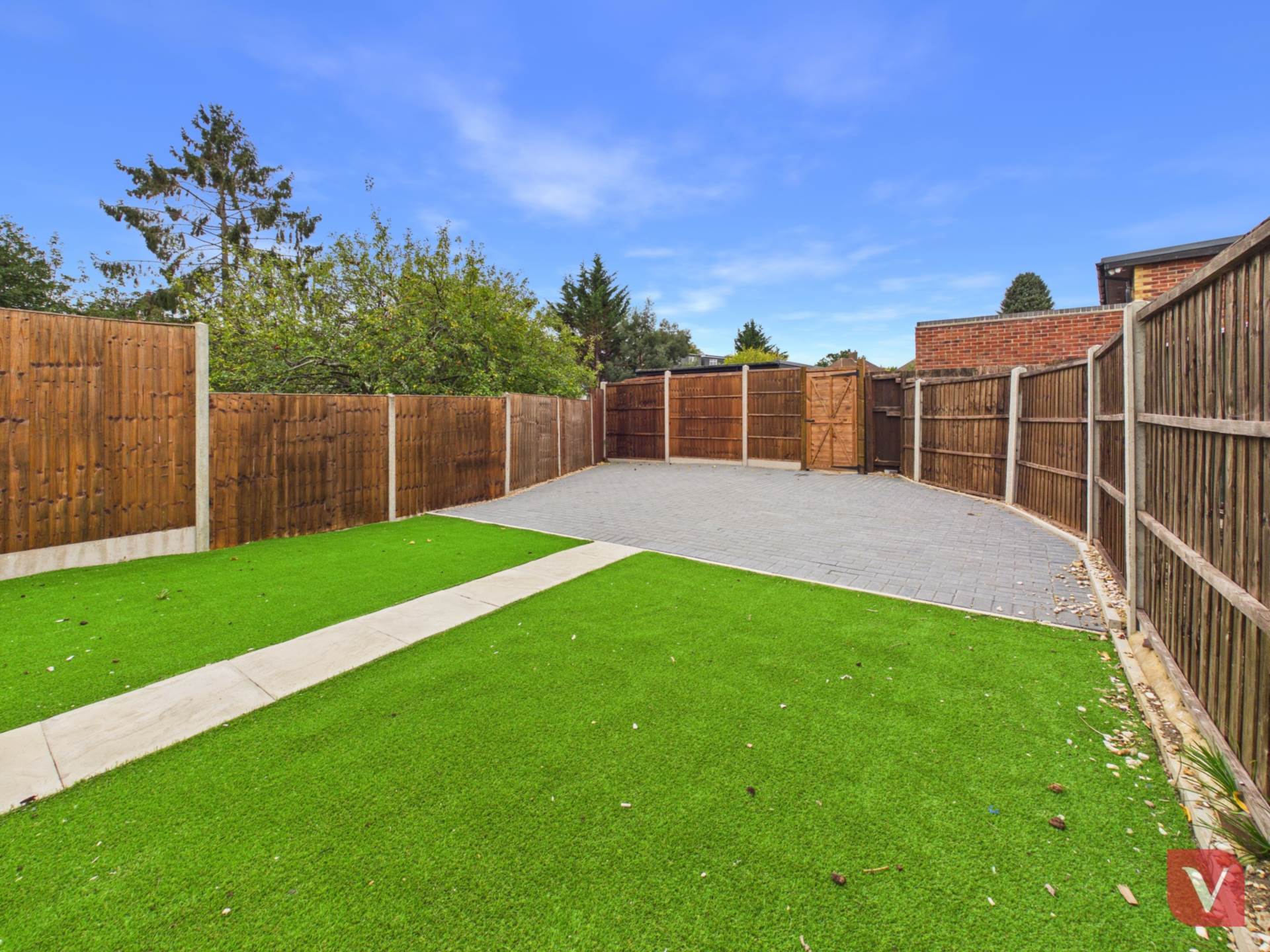 Wilsden Avenue, Luton, Image 14