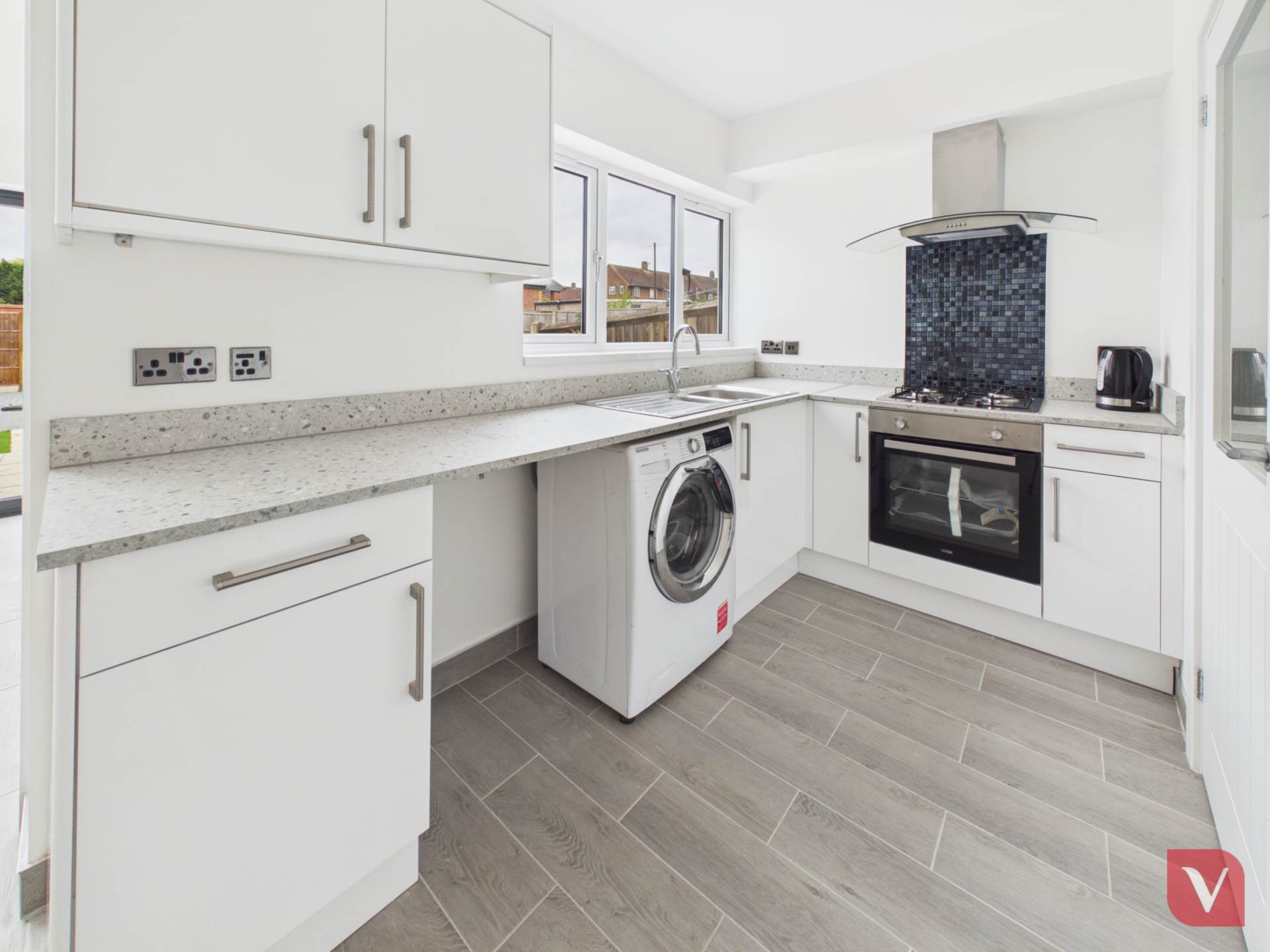 Wilsden Avenue, Luton, Image 5
