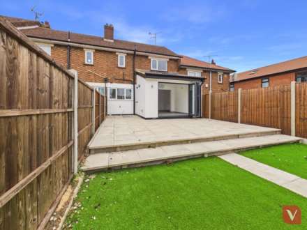 Wilsden Avenue, Luton, Image 13