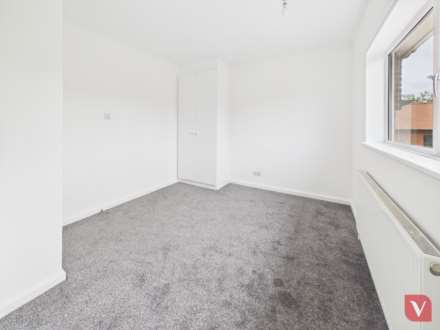 Wilsden Avenue, Luton, Image 9