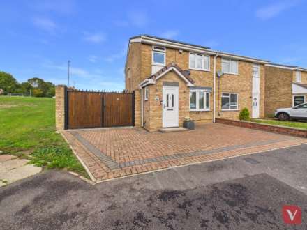 Ventnor Gardens, Luton